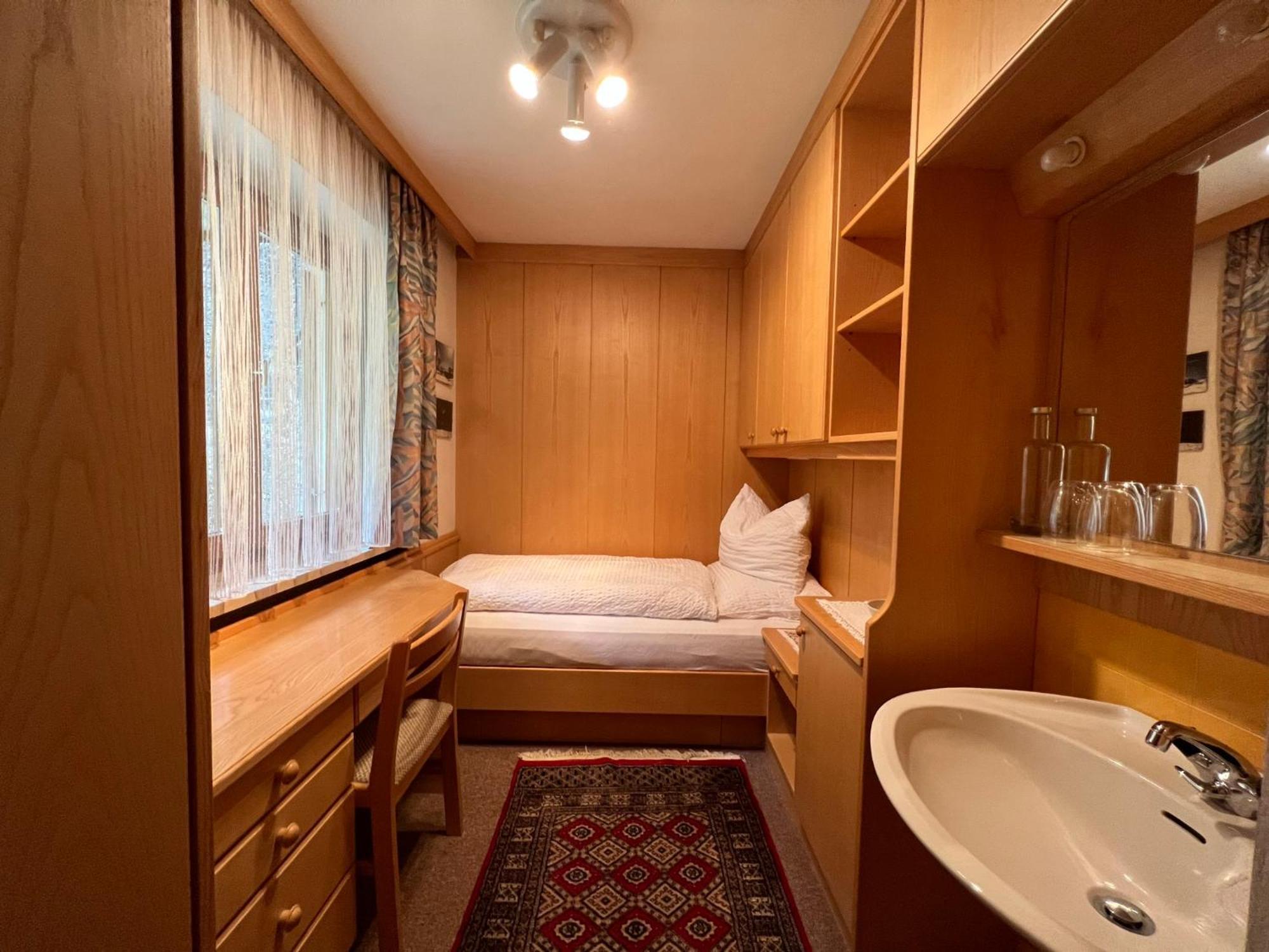 Enjoy Dolomites - Chalet Santa Cristina Val Gardena Δωμάτιο φωτογραφία